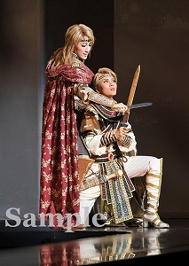 真風 芹香 舞台写真／宙組東京公演『天（そら）は赤い河のほとり』『シトラスの風－Sunrise－』