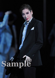 柚香光 舞台写真／花組博多座公演『あかねさす紫の花』『Sante!!』