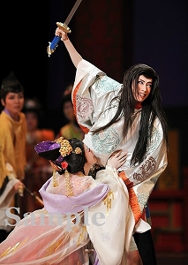 明日海 仙名 舞台写真／花組博多座公演『あかねさす紫の花』『Sante!!』