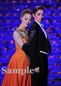 明日海 仙名 舞台写真／花組博多座公演『あかねさす紫の花』『Sante!!』