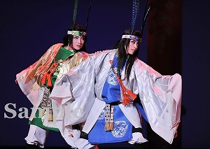 明日海 鳳月 舞台写真／花組博多座公演『あかねさす紫の花』『Sante!!』