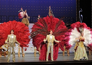 フィナーレ 舞台写真／花組博多座公演『あかねさす紫の花』『Sante!!』