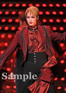 七海ひろき 舞台写真／星組東京公演『ANOTHER WORLD』『Killer Rouge（キラールージュ）』