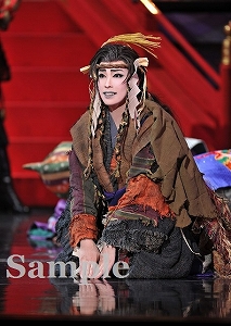 華形ひかる 舞台写真／星組東京公演『ANOTHER WORLD』『Killer Rouge（キラールージュ）』