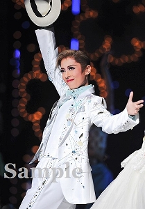 明日海りお 舞台写真／花組大劇場公演『MESSIAH －異聞・天草四郎－』『BEAUTIFUL GARDEN －百花繚乱－』