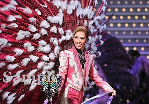 明日海りお 舞台写真／花組大劇場公演『MESSIAH －異聞・天草四郎－』『BEAUTIFUL GARDEN －百花繚乱－』