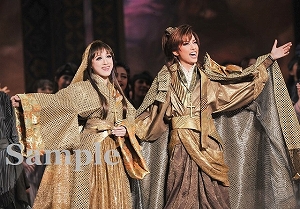 明日海・仙名 舞台写真／花組大劇場公演『MESSIAH －異聞・天草四郎－』『BEAUTIFUL GARDEN －百花繚乱－』