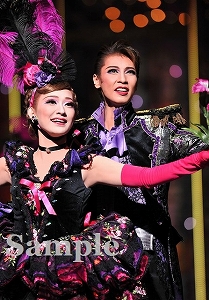 瀬戸・桜咲 舞台写真／花組大劇場公演『MESSIAH －異聞・天草四郎－』『BEAUTIFUL GARDEN －百花繚乱－』