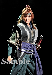 舞台美術 1986-2018 島次郎『舞台美術 1986-2018』 舞台美術の第一人者 島次郎が