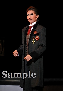 紫門ゆりや 舞台写真／月組大劇場公演『エリザベート－愛と死の輪舞（ロンド）－』