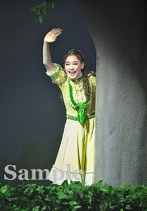 愛希れいか 舞台写真／月組大劇場公演『エリザベート－愛と死の輪舞（ロンド）－』