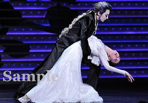 珠城 愛希 舞台写真／月組大劇場公演『エリザベート－愛と死の輪舞（ロンド）－』