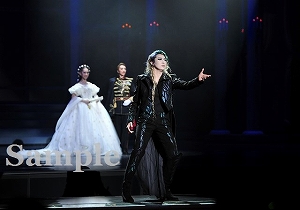 珠城 ほか 舞台写真／月組大劇場公演『エリザベート－愛と死の輪舞（ロンド）－』