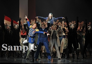 珠城 ほか 舞台写真／月組大劇場公演『エリザベート－愛と死の輪舞（ロンド）－』役替わり