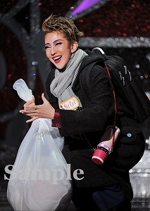 紅ゆずる 舞台写真／星組梅田芸術劇場公演『Thunderbolt Fantasy（サンダーボルト ファンタジー） 東離劍遊紀（とうりけんゆうき）』『Killer Rouge／星秀☆煌紅』