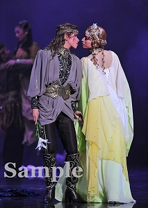 明日海・柚香 舞台写真／花組東京公演『MESSIAH（メサイア）－異聞・天草四郎－』『BEAUTIFUL GARDEN－百花繚乱－』