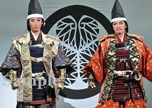 鳳月・水美 舞台写真／花組東京公演『MESSIAH（メサイア）－異聞・天草四郎－』『BEAUTIFUL GARDEN－百花繚乱－』