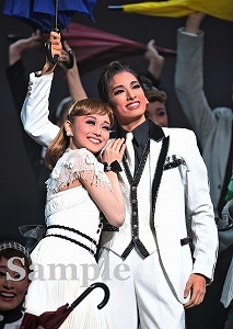 柚香・舞空 舞台写真／花組東京公演『MESSIAH（メサイア）－異聞・天草四郎－』『BEAUTIFUL GARDEN－百花繚乱－』