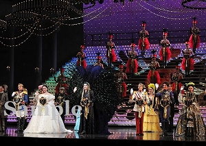 フィナーレ 舞台写真／月組東京公演『エリザベート－愛と死の輪舞（ロンド）－』