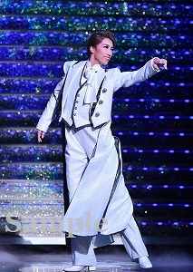 真風涼帆 舞台写真／宙組東京公演『白鷺（しらさぎ）の城（しろ）』『異人たちのルネサンス』