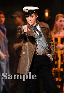 紅ゆずる 舞台写真／星組大劇場公演『霧深きエルベのほとり』『ESTRELLAS（エストレージャス）～星たち～』