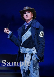 七海ひろき 舞台写真／星組大劇場公演『霧深きエルベのほとり』『ESTRELLAS（エストレージャス）～星たち～』