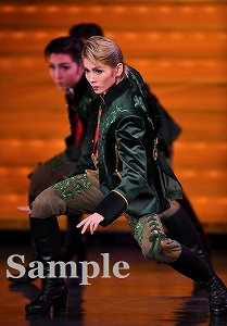 天寿光希 舞台写真／星組大劇場公演『霧深きエルベのほとり』『ESTRELLAS（エストレージャス）～星たち～』