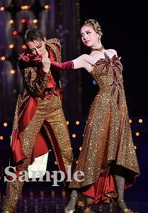 紅・綺咲 舞台写真／星組大劇場公演『霧深きエルベのほとり』『ESTRELLAS（エストレージャス）～星たち～』