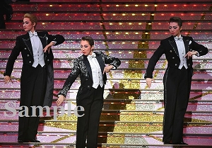 紅・七海・礼 舞台写真／星組大劇場公演『霧深きエルベのほとり』『ESTRELLAS（エストレージャス）～星たち～』