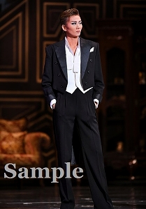 極美慎 舞台写真／星組新人公演『霧深きエルベのほとり』