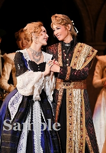 瀬戸・花野 舞台写真／花組大劇場公演『CASANOVA』