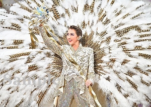 紅ゆずる 舞台写真／星組東京公演『霧深きエルベのほとり』『ESTRELLAS（エストレージャス）～星たち～』