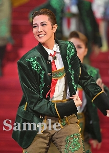 麻央侑希 舞台写真／星組東京公演『霧深きエルベのほとり』『ESTRELLAS（エストレージャス）～星たち～』