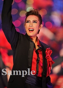 麻央侑希 舞台写真／星組東京公演『霧深きエルベのほとり』『ESTRELLAS（エストレージャス）～星たち～』