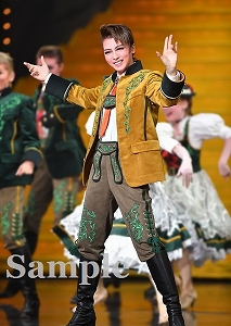 礼真琴 舞台写真／星組東京公演『霧深きエルベのほとり』『ESTRELLAS（エストレージャス）～星たち～』