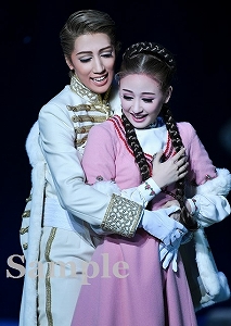 真風・星風 舞台写真／宙組博多座公演『黒い瞳』『VIVA! FESTA! in HAKATA』