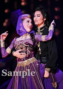 愛月・夢白 舞台写真／宙組博多座公演『黒い瞳』『VIVA! FESTA! in HAKATA』