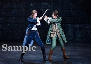 芹香・瑠風 舞台写真／宙組ドラマシティ公演『群盗-Die Rauber-』