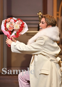 彩風咲奈 舞台写真／雪組東急シアターオーブ公演『20世紀号に乗って』