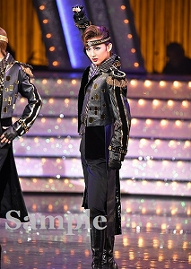 綺城ひか理 舞台写真／花組宝塚バウホール公演『Dream On!』