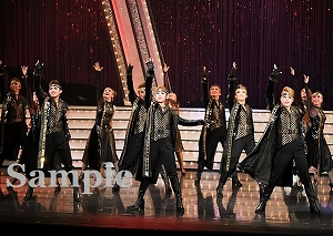 水美　他 舞台写真／花組宝塚バウホール公演『Dream On!』