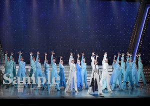 水美　他 舞台写真／花組宝塚バウホール公演『Dream On!』