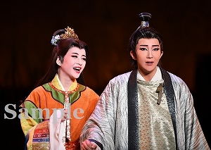 紅・綺咲 舞台写真／星組公演『鎌足－夢のまほろば、大和（やまと）し美（うるわ）し－』