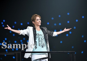 明日海りお 舞台写真／花組横浜アリーナ公演『恋スルARENA』