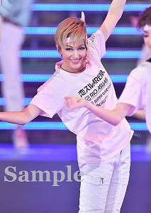 聖乃あすか 舞台写真／花組横浜アリーナ公演『恋スルARENA』