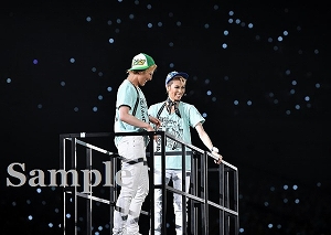 瀬戸・水美 舞台写真／花組横浜アリーナ公演『恋スルARENA』