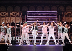 明日海　他 舞台写真／花組横浜アリーナ公演『恋スルARENA』