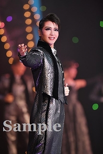 礼真琴 ポケットスチール／星組大劇場公演『GOD OF STARS-食聖-』『Eclair Brillant（エクレール ブリアン）』