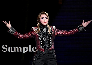 紅ゆずる 舞台写真／「紅ゆずるサヨナラショー」