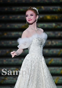 綺咲愛里 舞台写真／「紅ゆずるサヨナラショー」